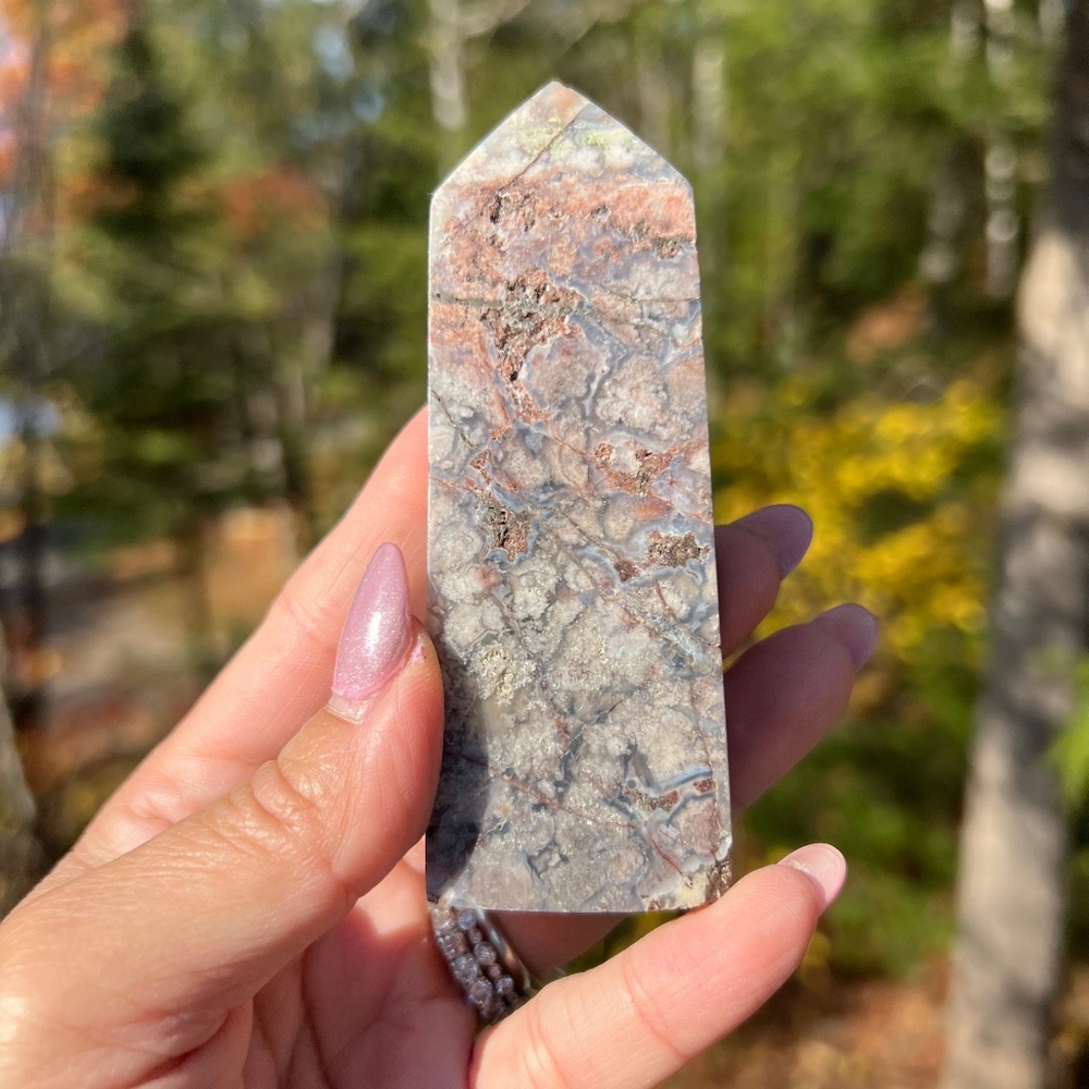 Blue cherry (1) agate tower | crystal